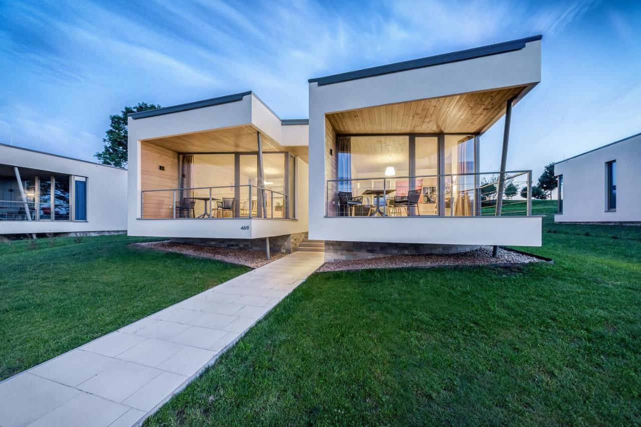 Apartmany Hradecek Mladé Buky Екстериор снимка
